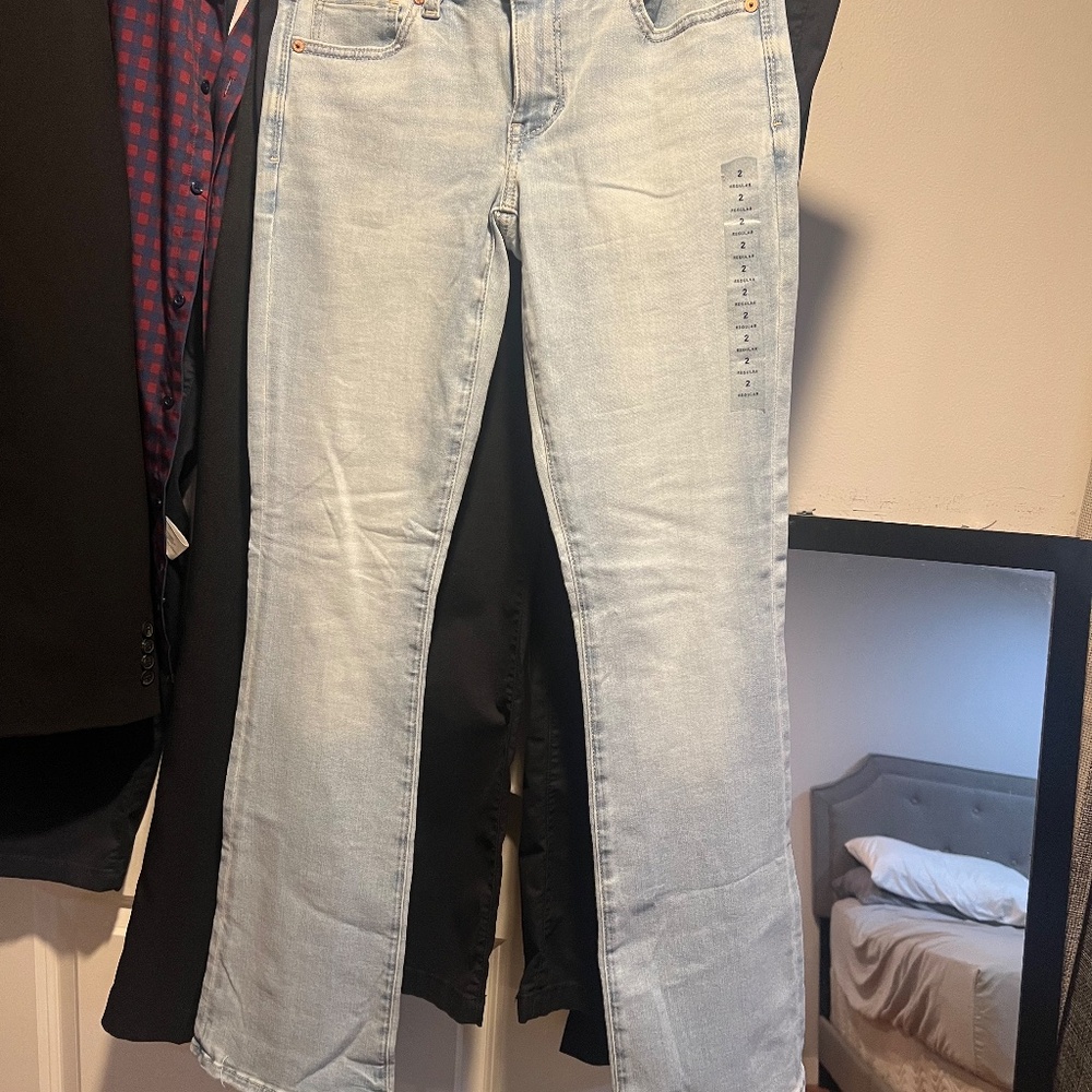 American eagle flare jeans - Picture 2 of 5